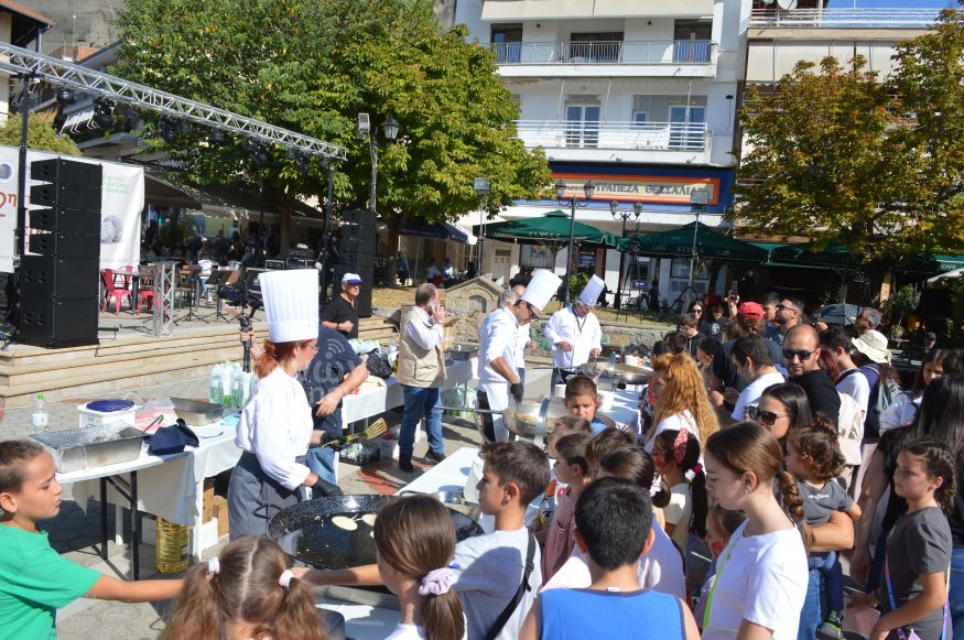 Λιβάνιος, Κουρέτας, και Μάγια Τσόκλη στη γιορτή Τρούφας στην Καλαμπάκα